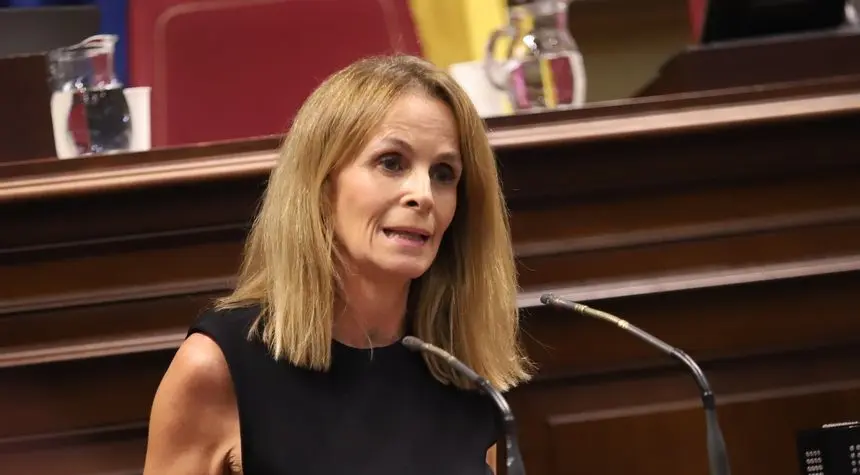 Luz Reverón, portavoz del Grupo Parlamentario Popular.