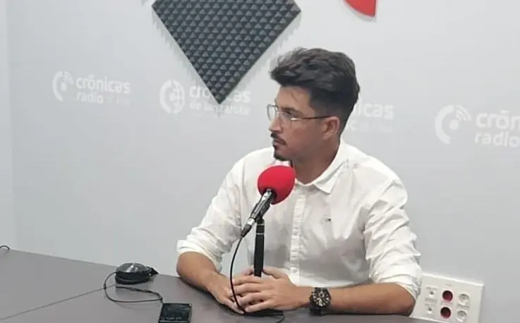 Jeziel Martín en Crónicas Radio.