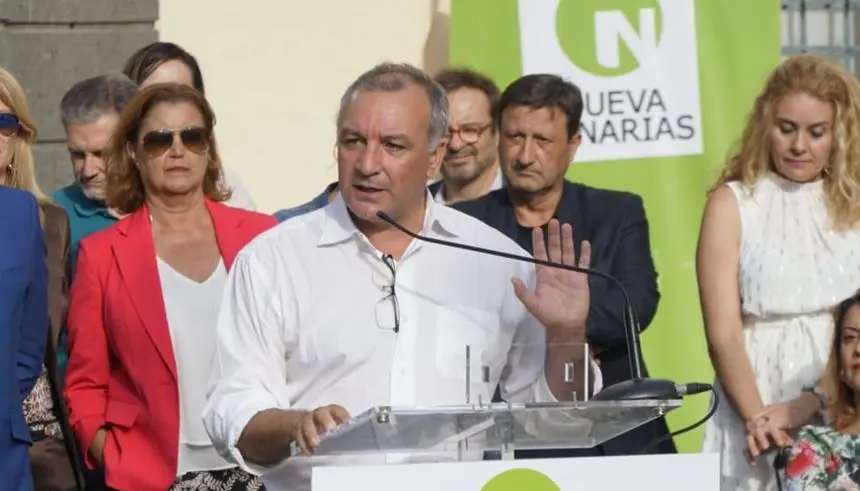 Luis Campos en un acto reciente de campaña