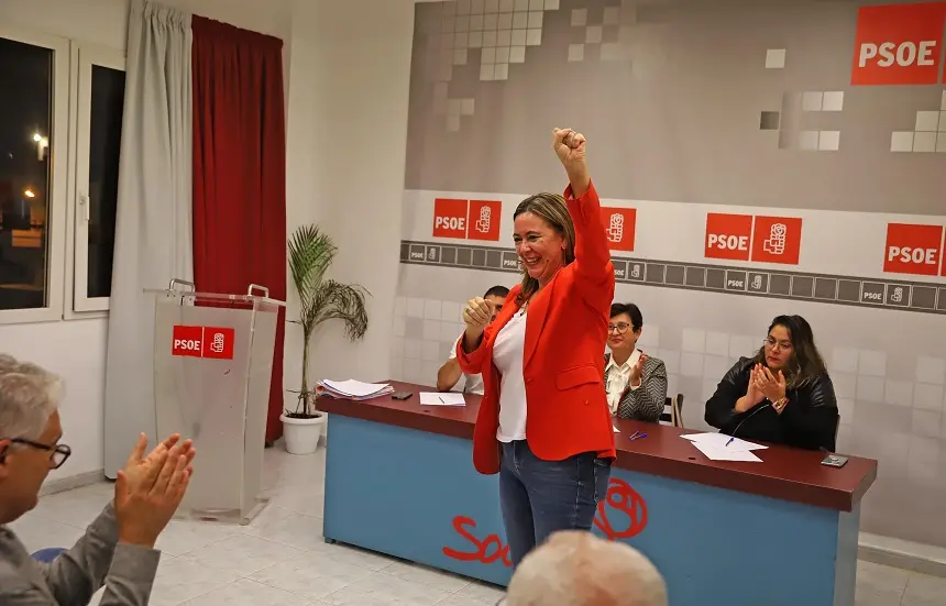 María Dolores Corujo, PSOE.
