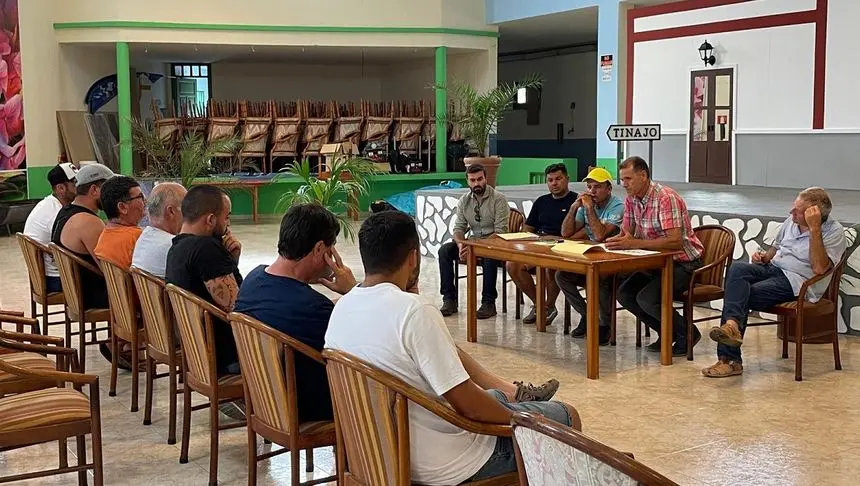 Imagen del encuentro con los agricultores