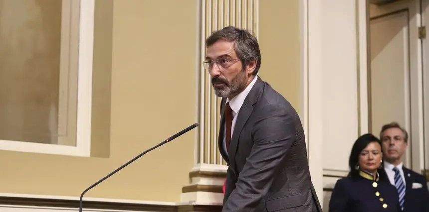Pedro San Ginés el día que tomó posesión en el Parlamento de Canarias.