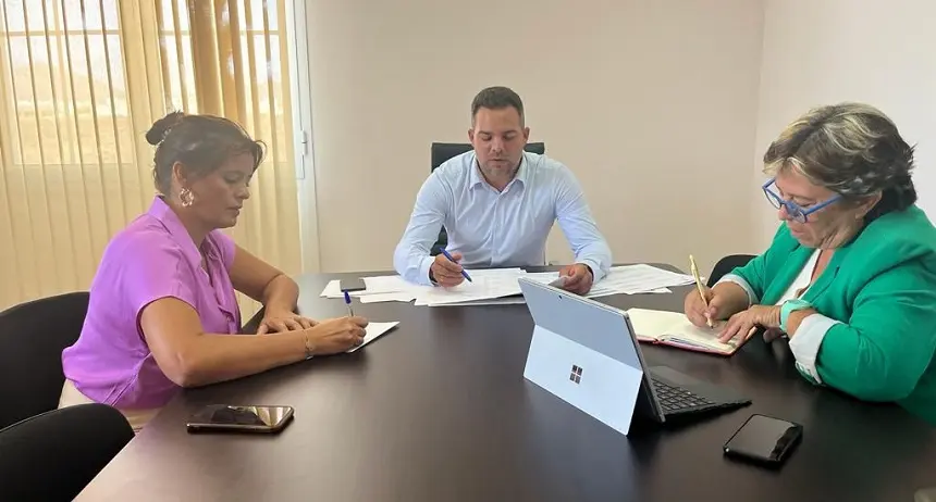 Olivia Duque, Rita Hernández y Jacobo Medina.