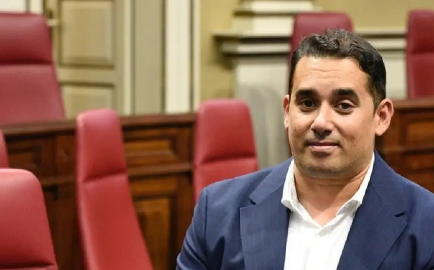 Yoné Caraballo.