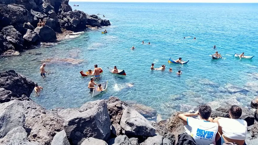 Imagen de los jóvenes disfrutando de los Jolateros.