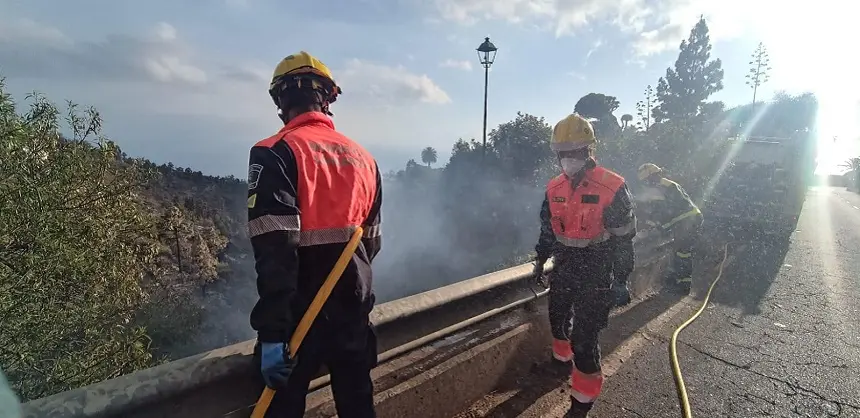 Bomberos de Lanzarote en el incendio de La Palma