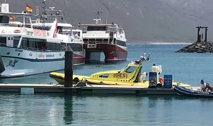 Imagen de archivo de la entrada al muelle de La Graciosa