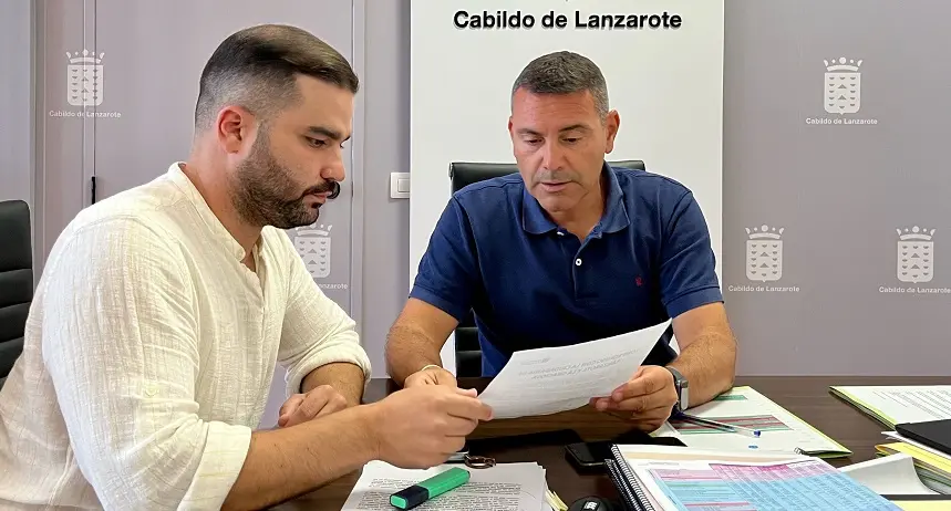 OSWALDO BETANCORT Y JESÚS MACHÍN TAVÍO