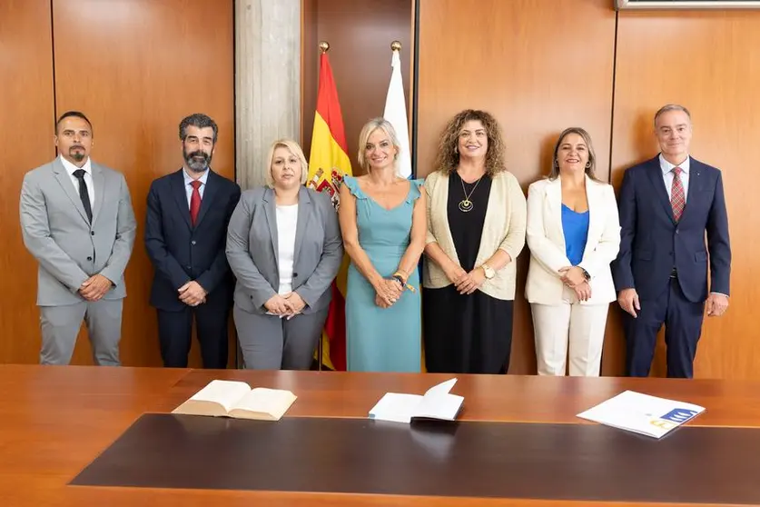 Toma de posesión de los nuevos cargos de la Consejería de Sanidad del Gobierno de Canarias.