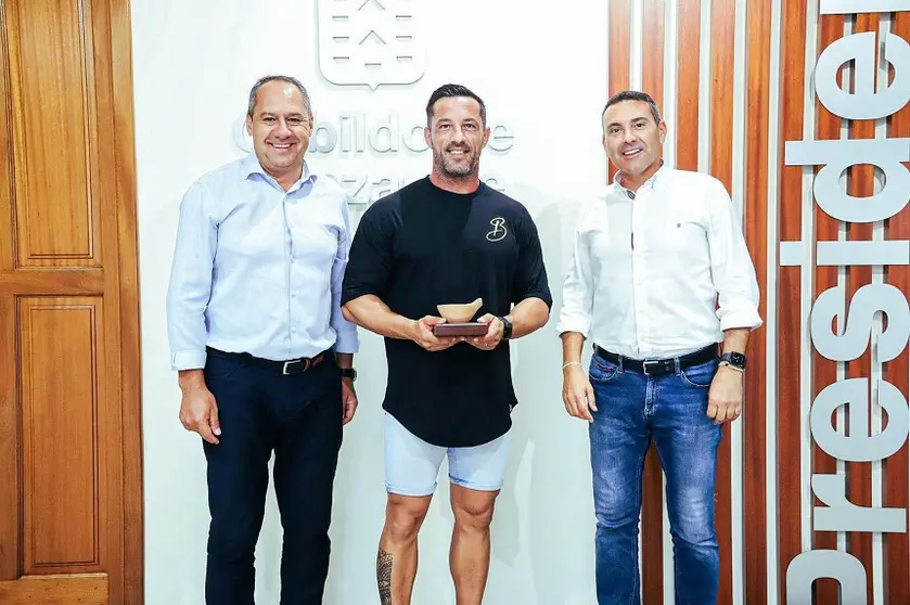 Recepcion de Mikel Carrasco