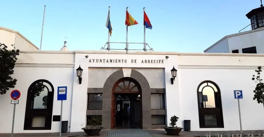 Fachada del Ayuntamiento de Arrecife.