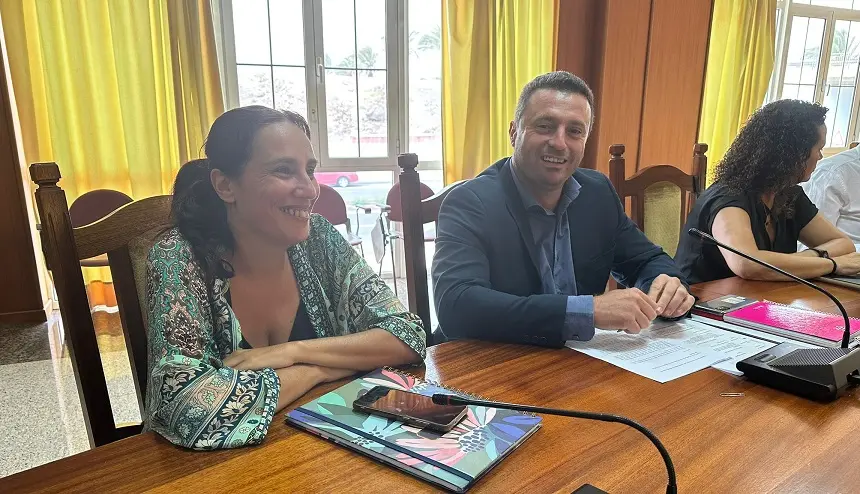 Los consejeros de Nueva Canarias-UPY en el Pleno del Cabildo de Lanzarote.