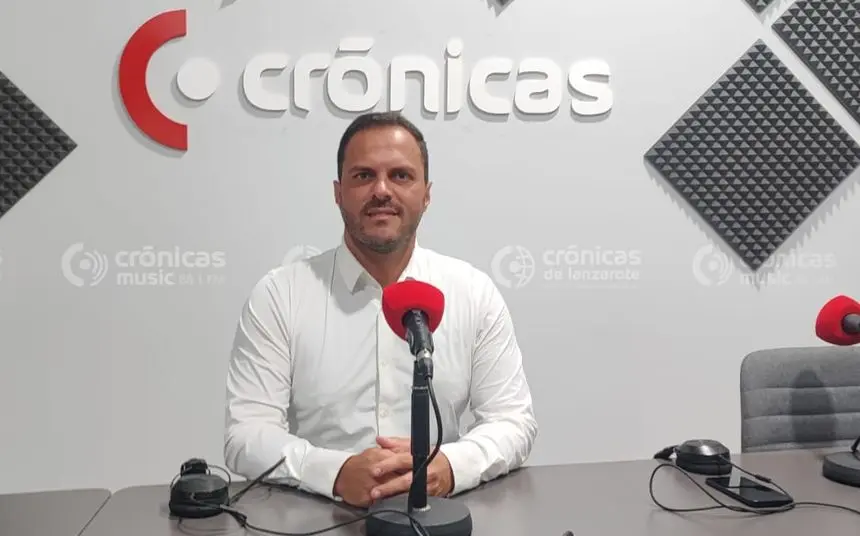 El alcalde de Arrecife, Yonathan de León, en Crónicas Radio.