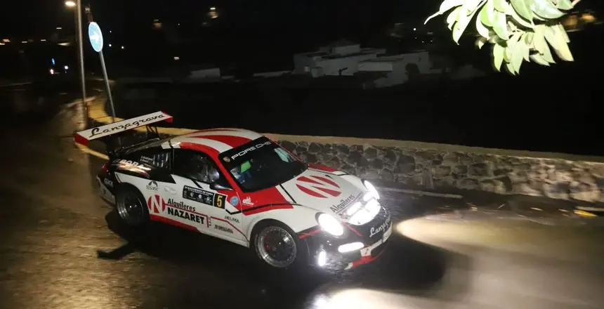 Imagen de uno de los coches que corrió de noche en el sur de Lanzarote