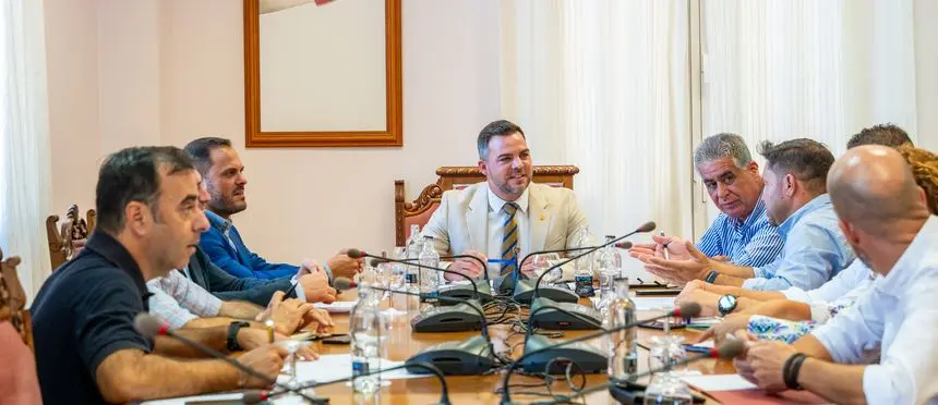 Imagen del encuentro de la primera mesa celebrado este miércoles