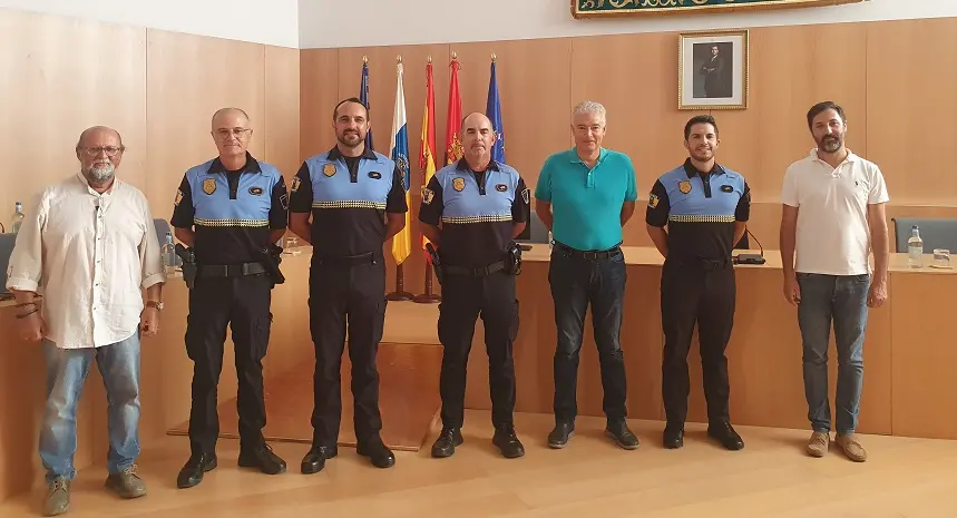 Toma posesión oficiales de la Policía Local de Tías.