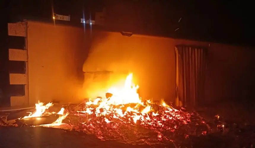 Imagen de la vivienda a la llegada de los bomberos