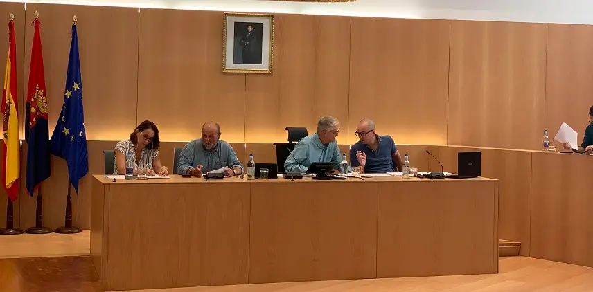 José Juan Cruz y Nicolás Saavedra en el pleno de Tías.