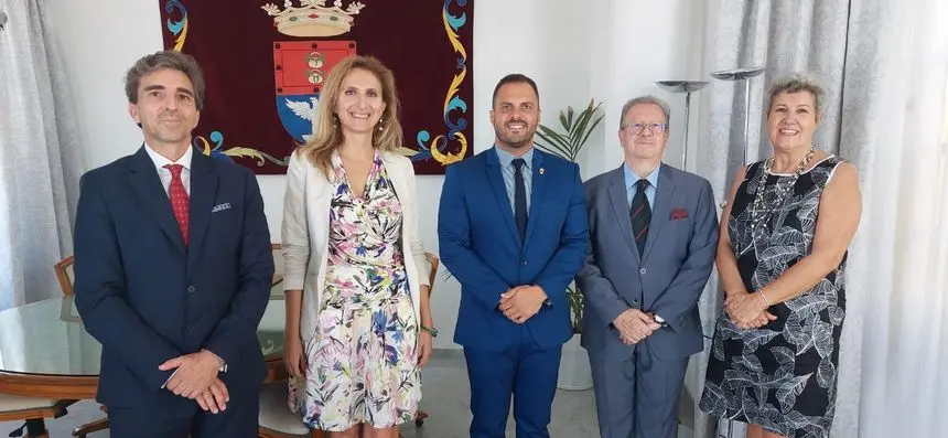 El alcalde de Arrecife ofrece una recepción a representantes diplomáticos de Italia