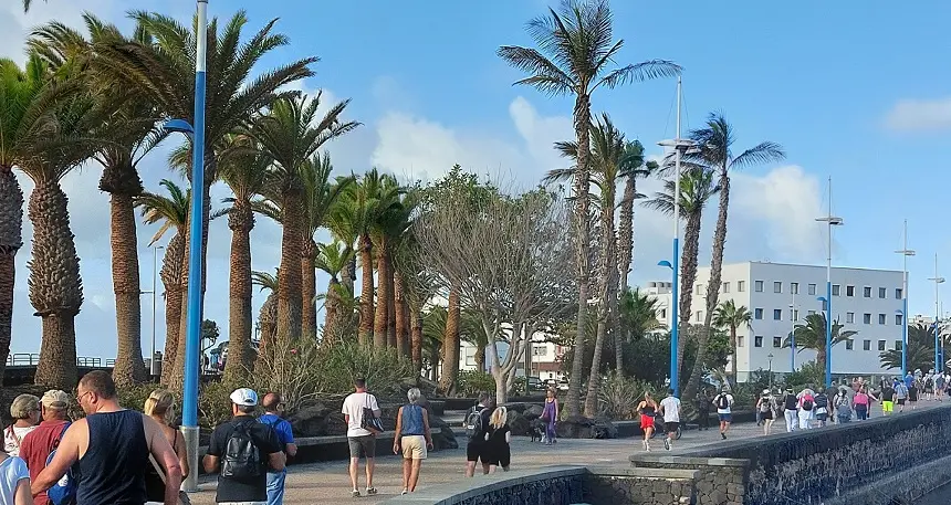 Turistas en Arrecife que han llegado en cruceros turísticos