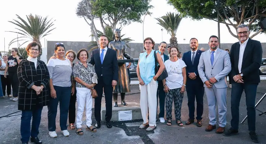 10.27.2023 INAUGURACION ESTATUA HOMENAJE MUJERES CONSERVERAS 46