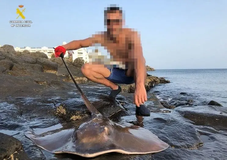 Imagen del detenido enviada por la Guardia Civil el día de su detención.