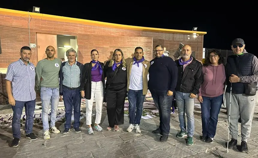 Algunos miembros de NC-LZ en la marcha contra la violencia de género. 