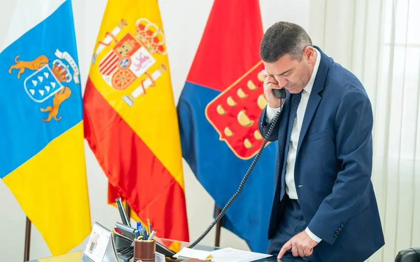 Oswaldo Betancort en el Cabildo de Lanzarote.