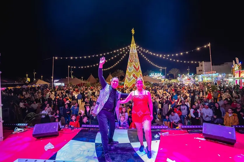 Navidad de Arrecife se llena de público para disfrutar de las actuaciones organizadas por la Concejalía de Comercio