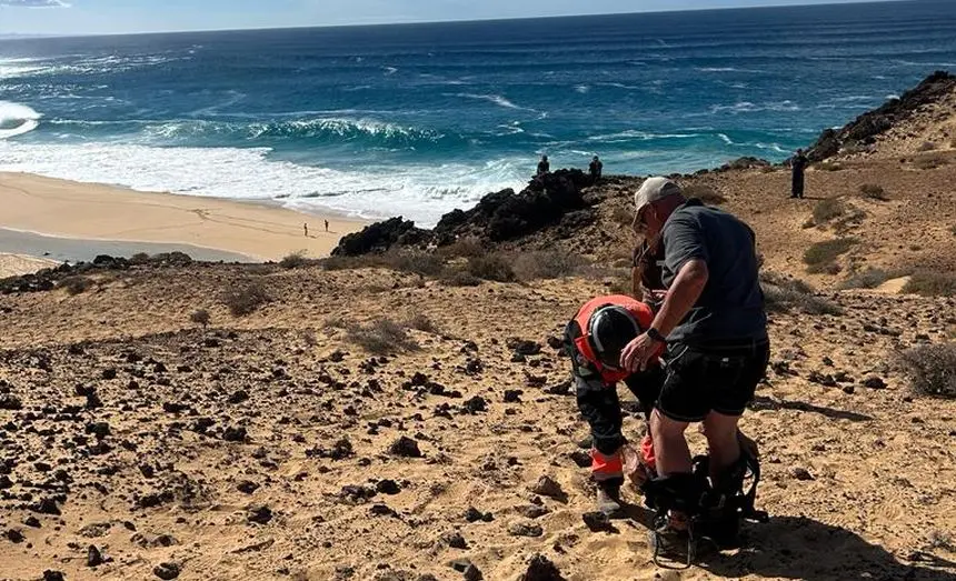 Momento de la llegada de uno de los turistas rescatados