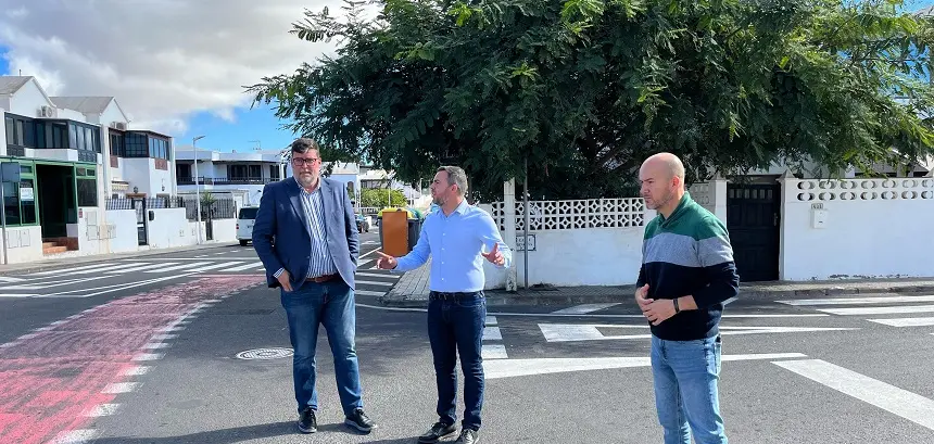 Jacobo Medina junto a Isidro Pérez y Raúl de León