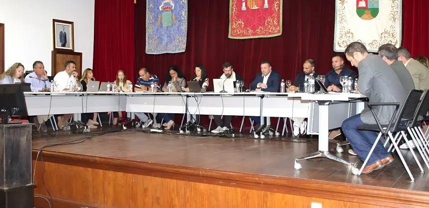 Pleno del Ayuntamiento de Yaiza.