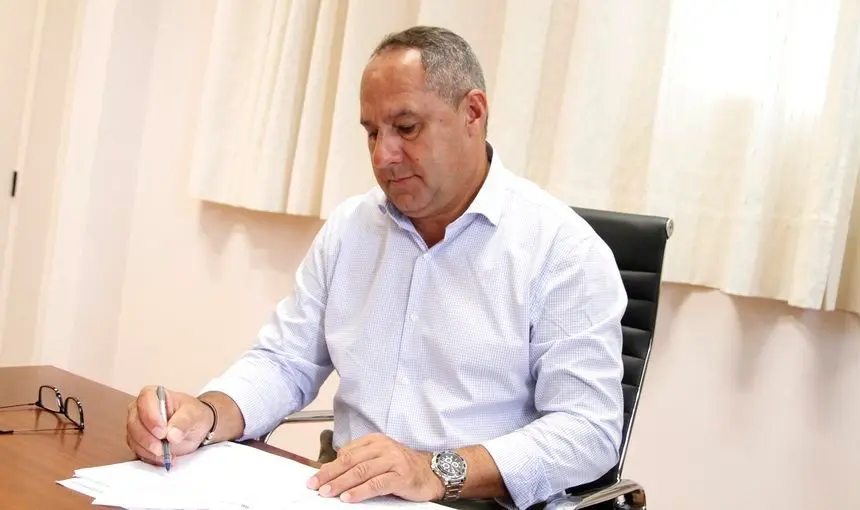 El consejero de Deportes, Juan Monzón (2)
