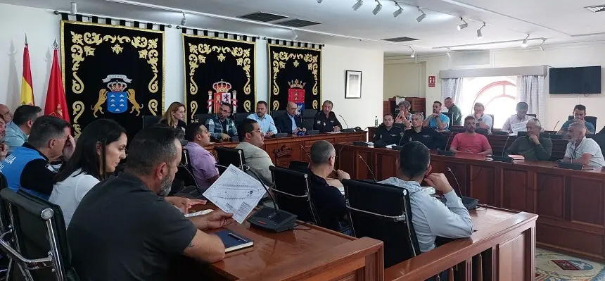 Junta de Seguridad de Arrecife celebrada esta mañana en el salón de plenos, y presidida por el alcalde Yonathan de León 