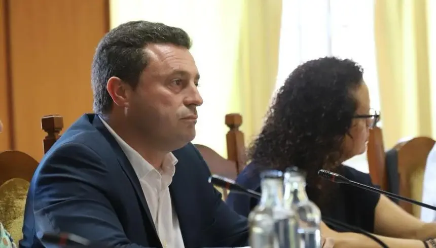 Óscar Noda en un pleno del Cabildo