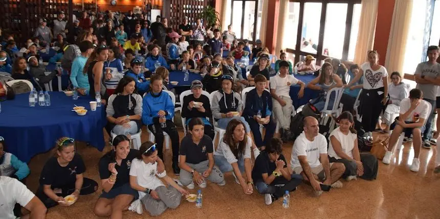 Imagen de las niñas y de los niños que participaron en la prueba