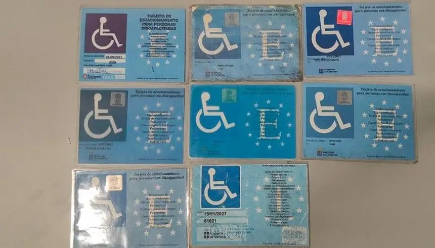 Tarjetas azules fraudulentas e intervenidas por la Policía Local de Arrecife en el 2023