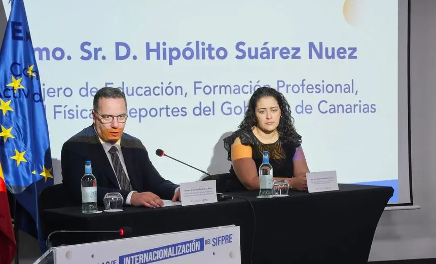 El consejero de Educación inauguró en Tenerife las primeras Jornadas del Servicio de Internacionalización para la Formación Profesional y Enseñanzas de Régimen Especial.