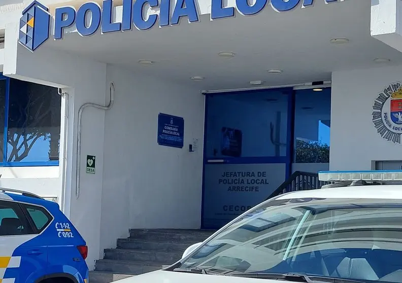 Imagen del exterior de la sede la Policía Local de Arrecife 3