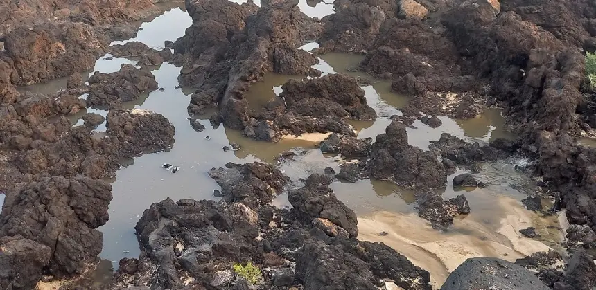 Vertido Aguas fecales en Punta Mujeres.