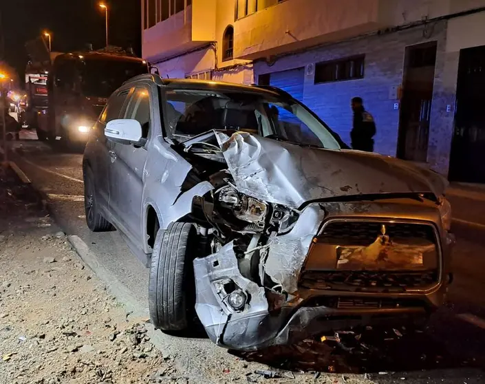 Imagen de cómo quedó el vehículo tras el accidente