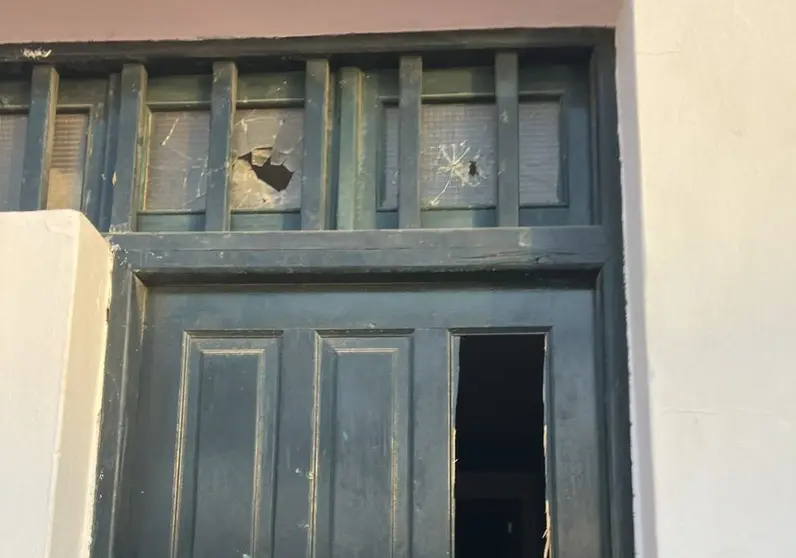 Imagen de una de las puertas.
