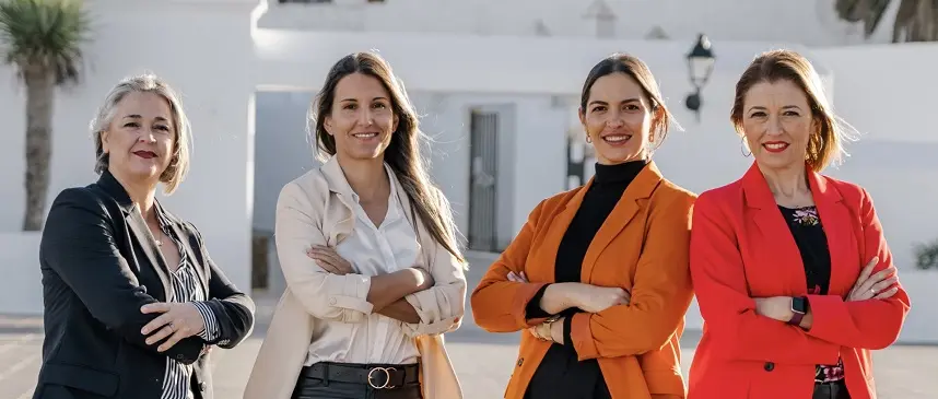 Ágela Cañaveras, Jenifer Galán, Judit Fontes y Sabina Vizcaíno (concejalas PSOE)