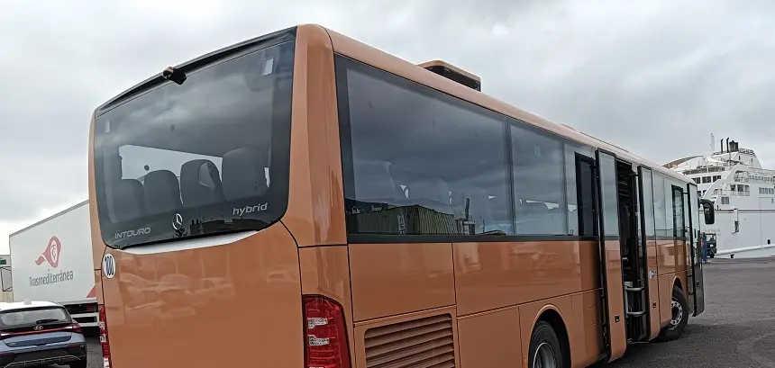 Guagua adquirida por los CACT para la Ruta de los Volcanes.