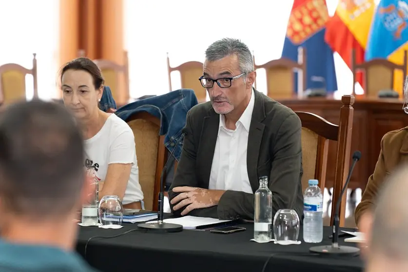Marci Acuña durante el acto de presentación de la mesa Insular.