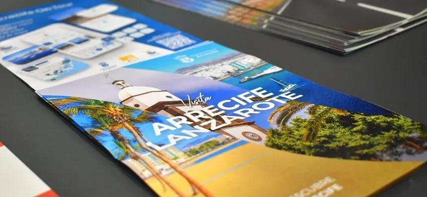 La audio guía de Arrecife está presente en recepciones y otros puntos de interés para su difusión