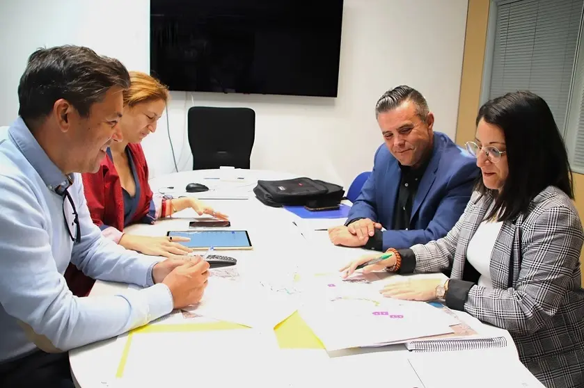 Reunión del Ayuntamiento de Yaiza con el sector privado.