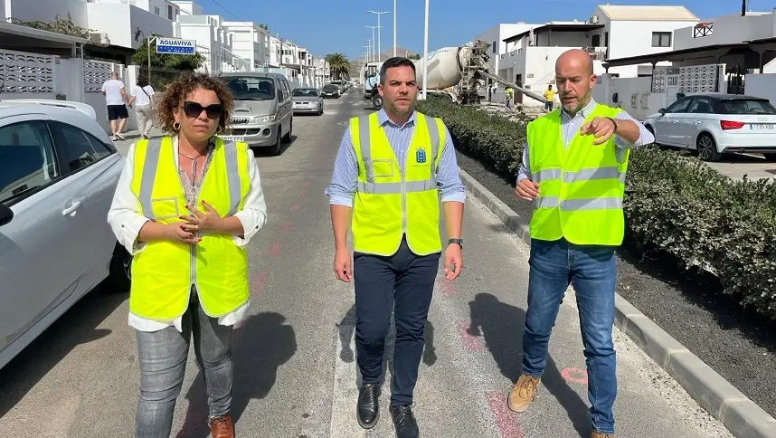 El vicepresidente en la visita a la calle Mástil