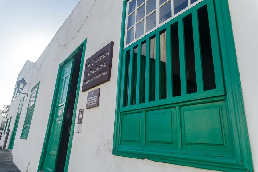 Biblioteca Nieves Castillo La Villa