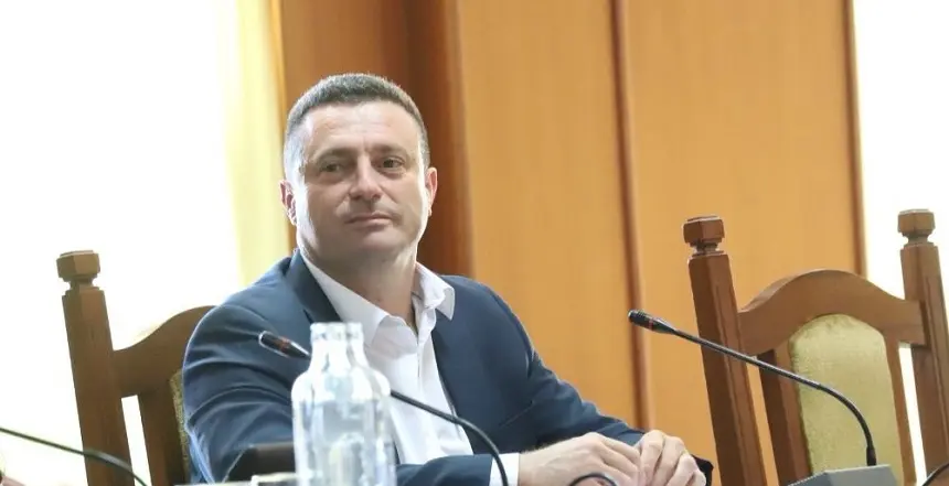 Óscar Noda en el pleno del Cabildo de Lanzarote.